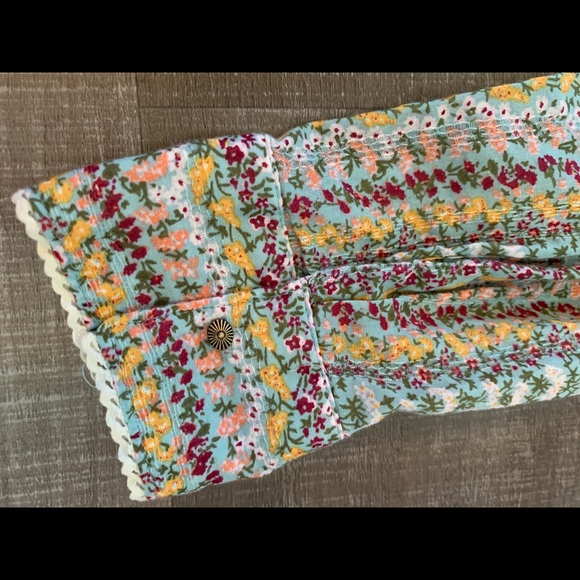 Anthropologie Maeve button front blouse - Picture 7 of 7